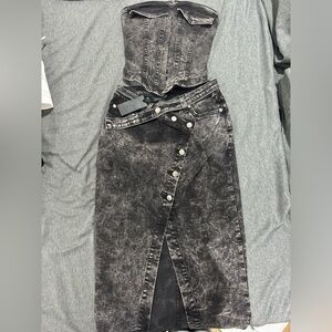 h:ours Black Acid Wash Skirt Set